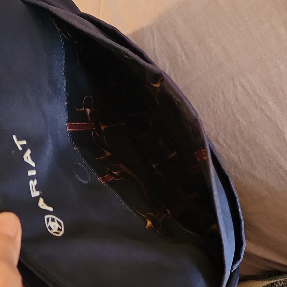 Ariat navy blue tote bag with red, white, and blue straps - Picture 10 of 12